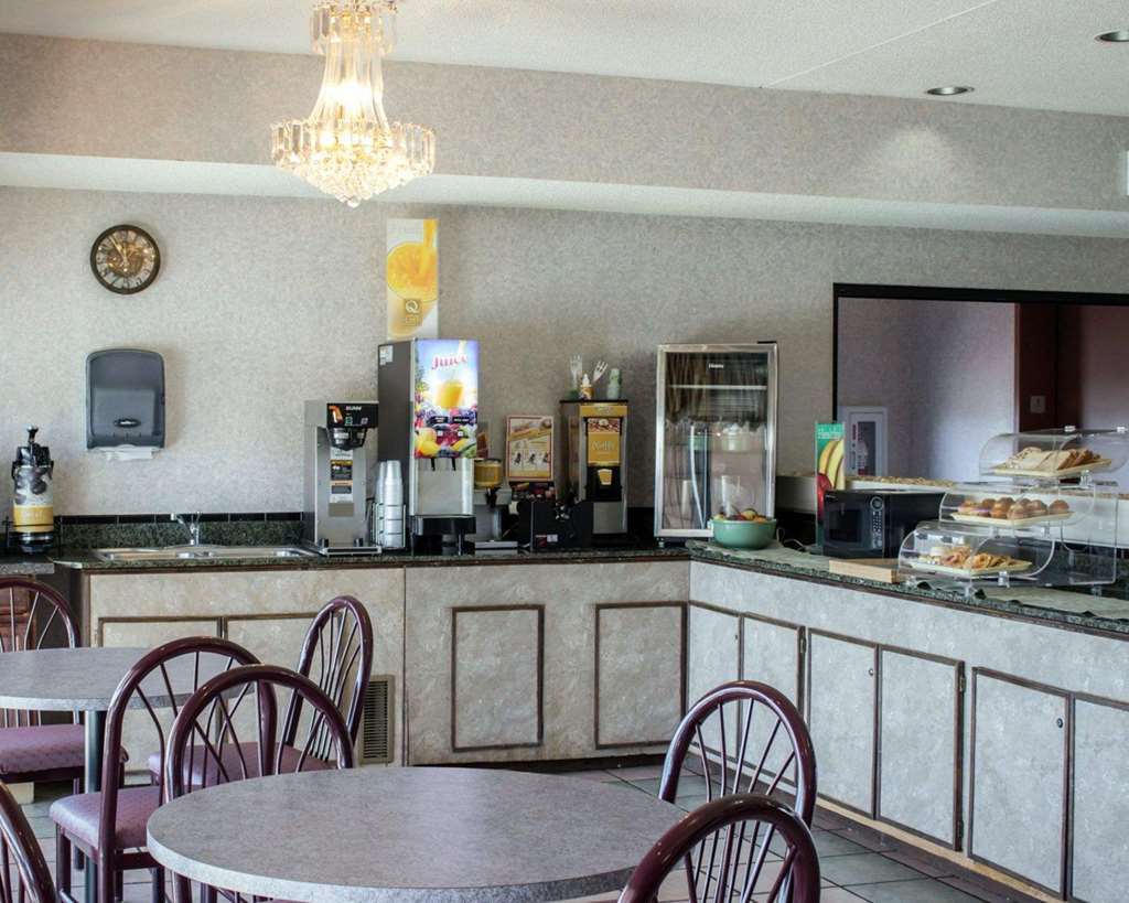 Hotel Clarion Pointe Archdale Restaurant foto